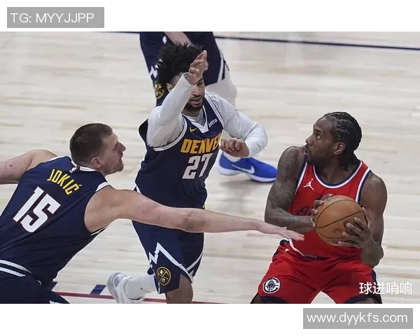 火箭与快船激战正酣10月27日NBA赛场精彩对决即将上演